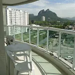 Apartamento Completo no Jardim da Barra